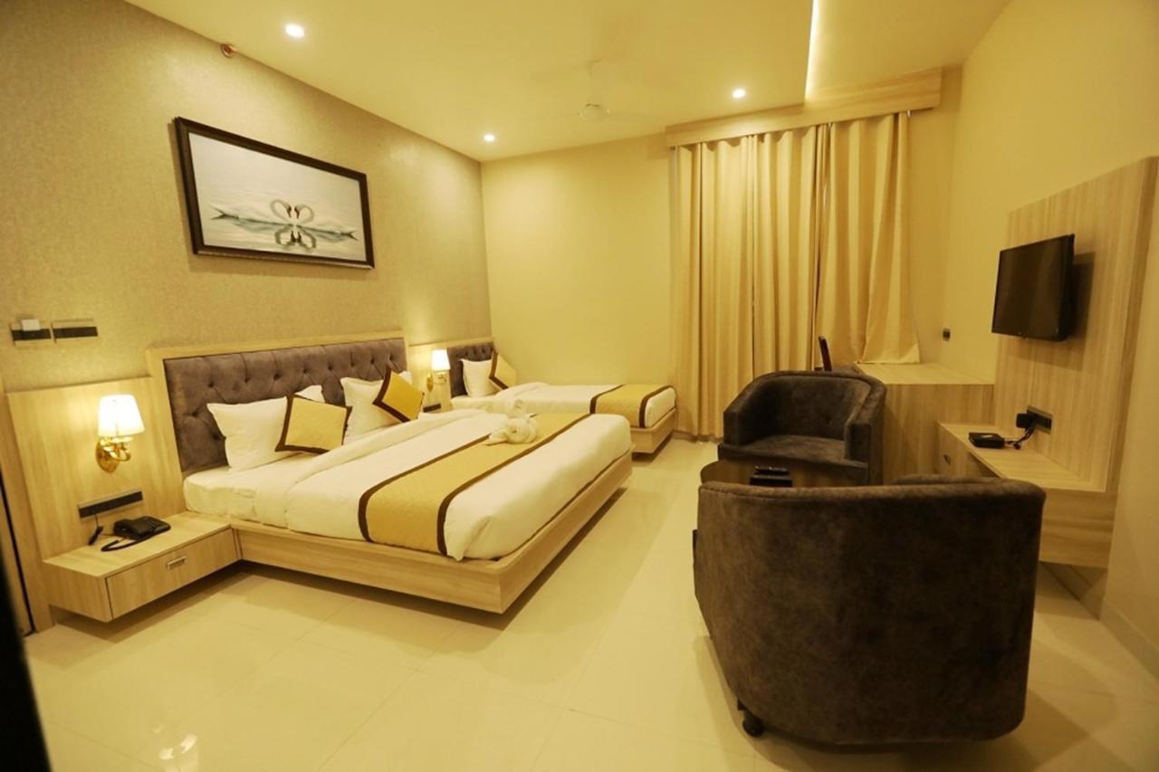 Pine Regency - Aravali'S Peak View Hotel Udaipur Luaran gambar