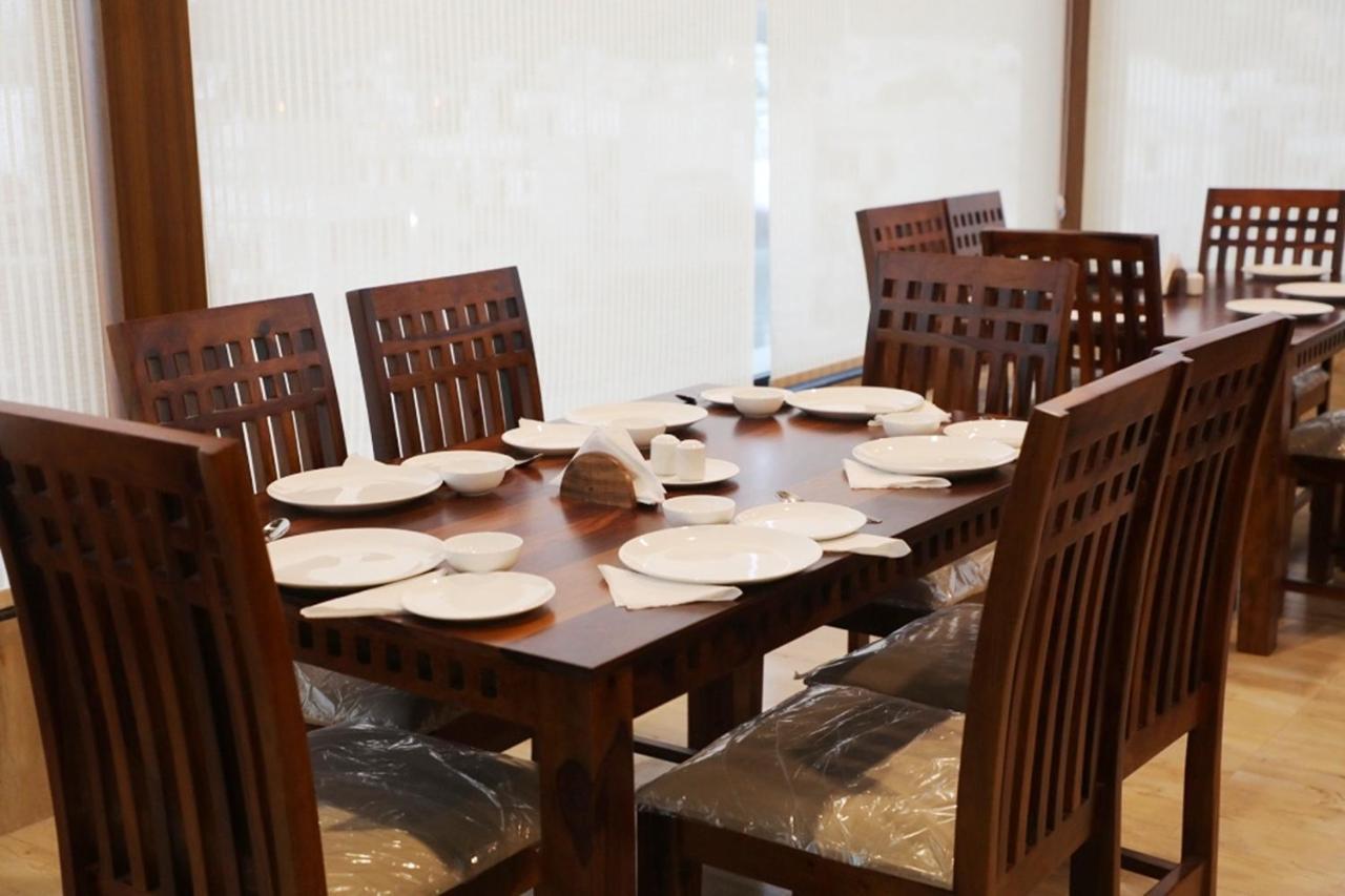 Pine Regency - Aravali'S Peak View Hotel Udaipur Luaran gambar